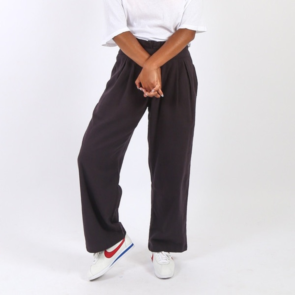 Black Crane Pleated pants in dark gray (S)